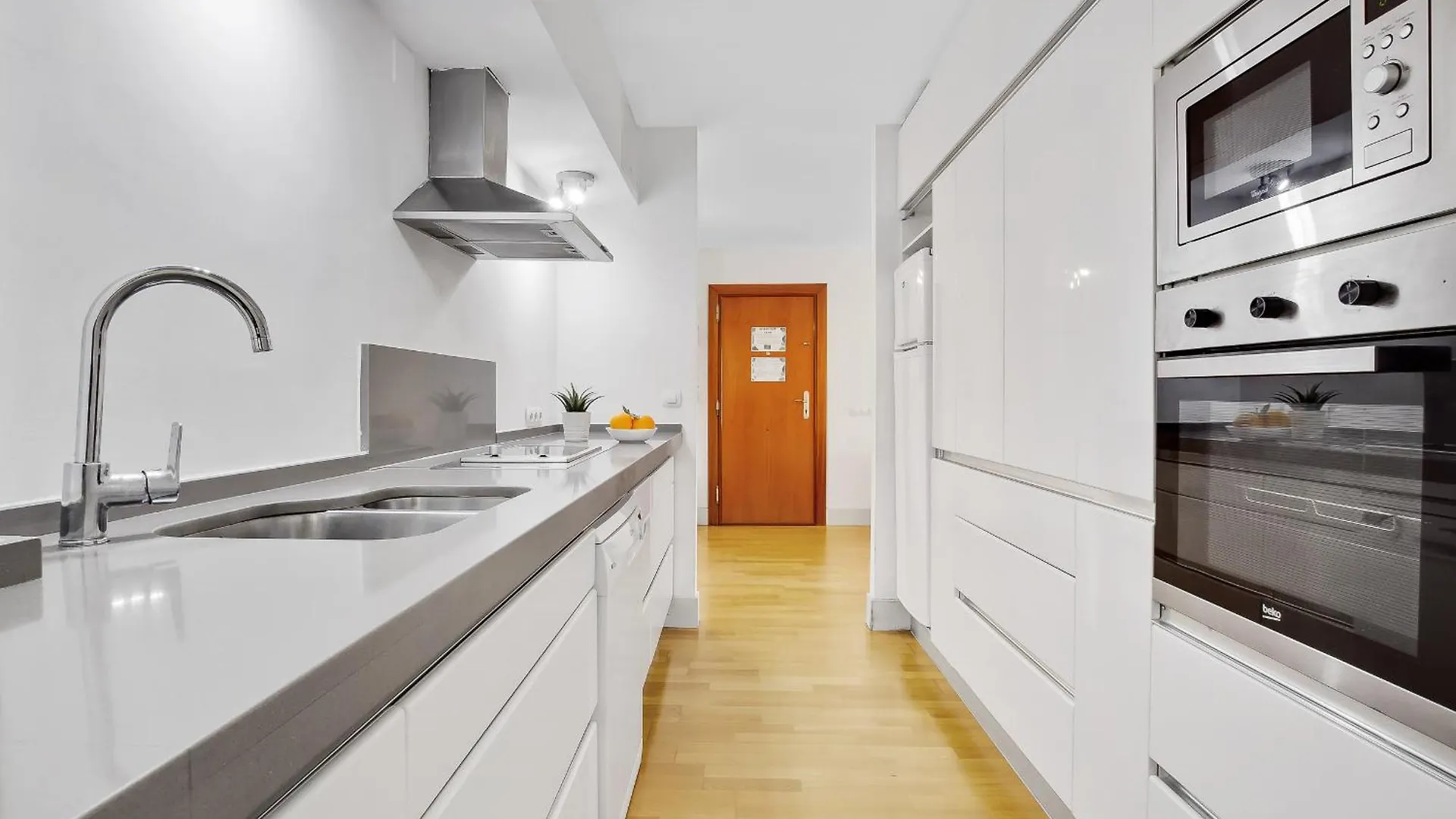 Apartamento Carihuela Playa by IVI Real Estate Torremolinos España